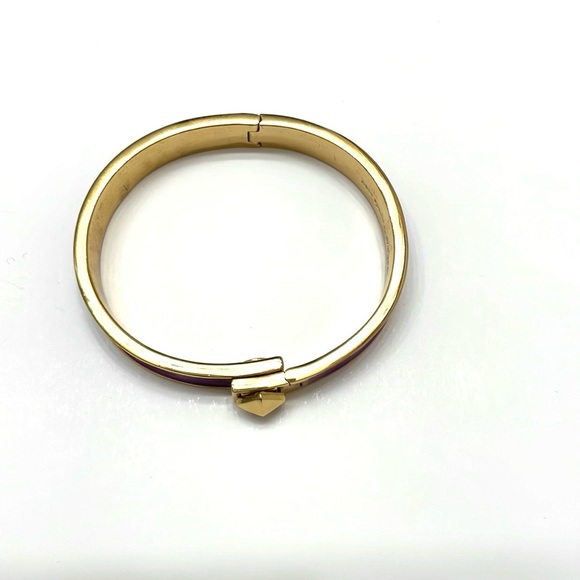 Kate Spade Purple Baja Rose Hinged Turn Lock Pyramid Bangle - Picture 2 of 8